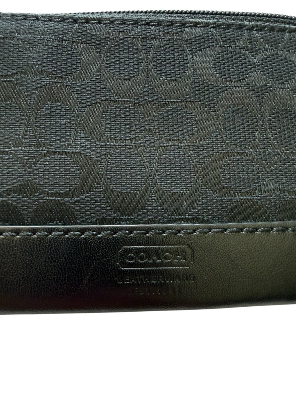 Coach Black Signature Jacquard ID case - Picture 4 of 5
